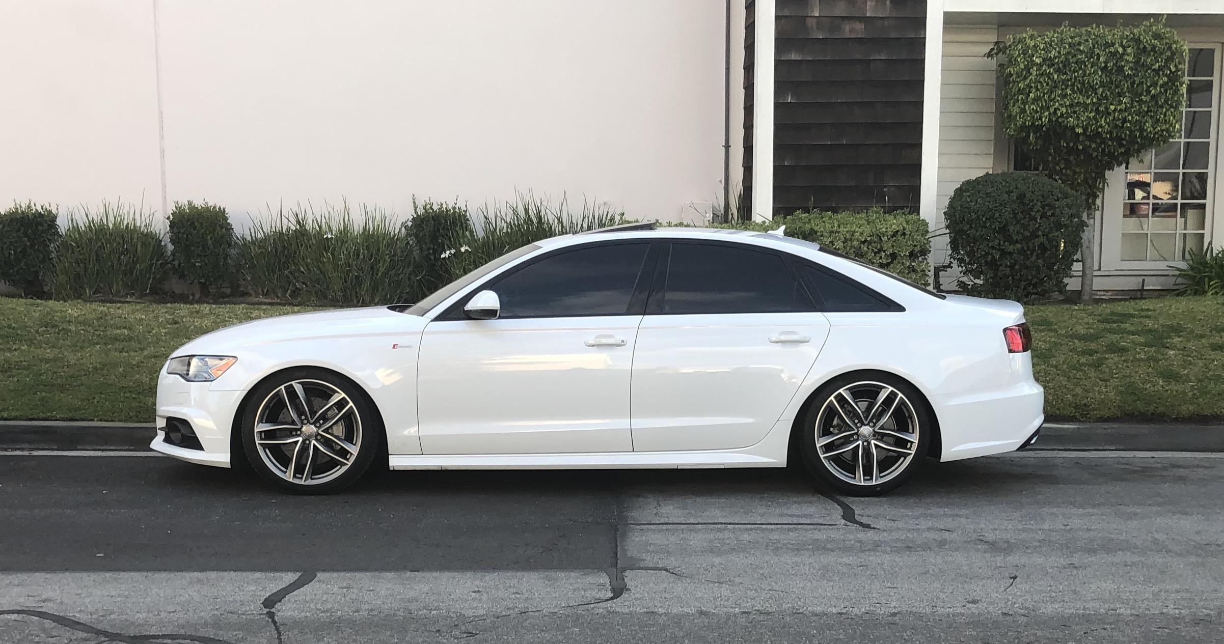 Zoran Taxi – luxury vehicle